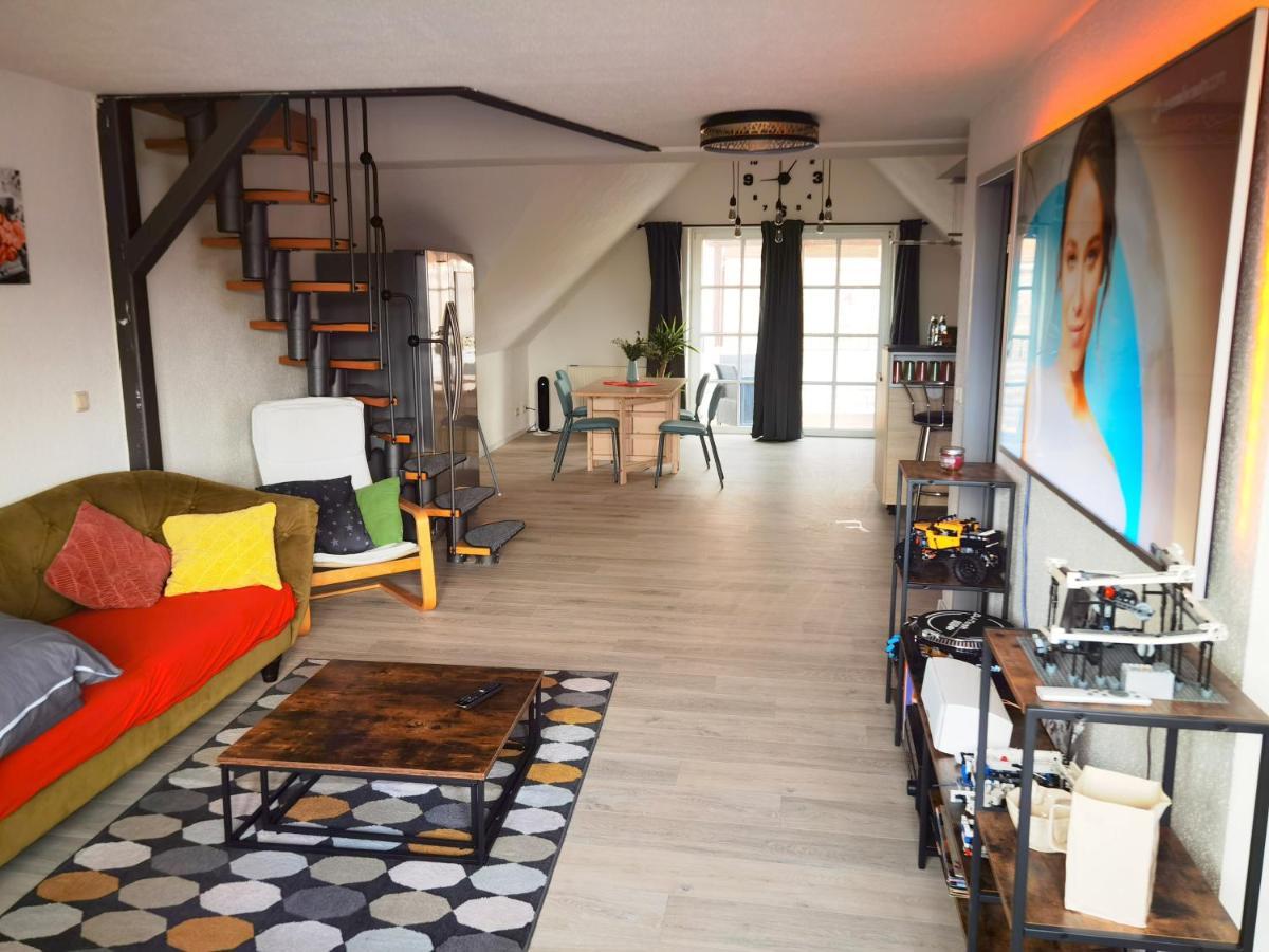 Grosses Offenes Loft Oder Kleine Gemuetliche Wohnung Mit Balkon Wolmirstedt Екстер'єр фото