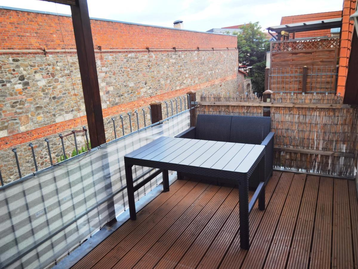 Grosses Offenes Loft Oder Kleine Gemuetliche Wohnung Mit Balkon Wolmirstedt Екстер'єр фото