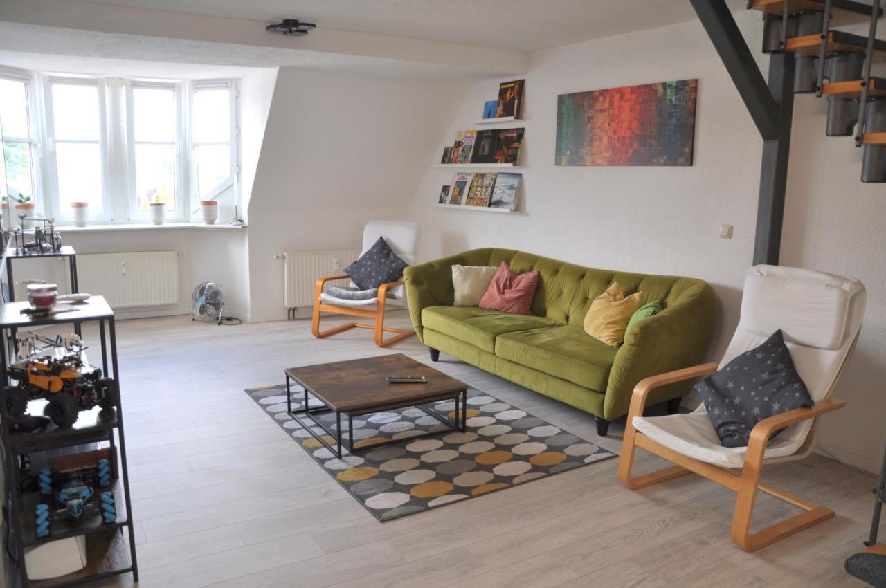 Grosses Offenes Loft Oder Kleine Gemuetliche Wohnung Mit Balkon Wolmirstedt Екстер'єр фото